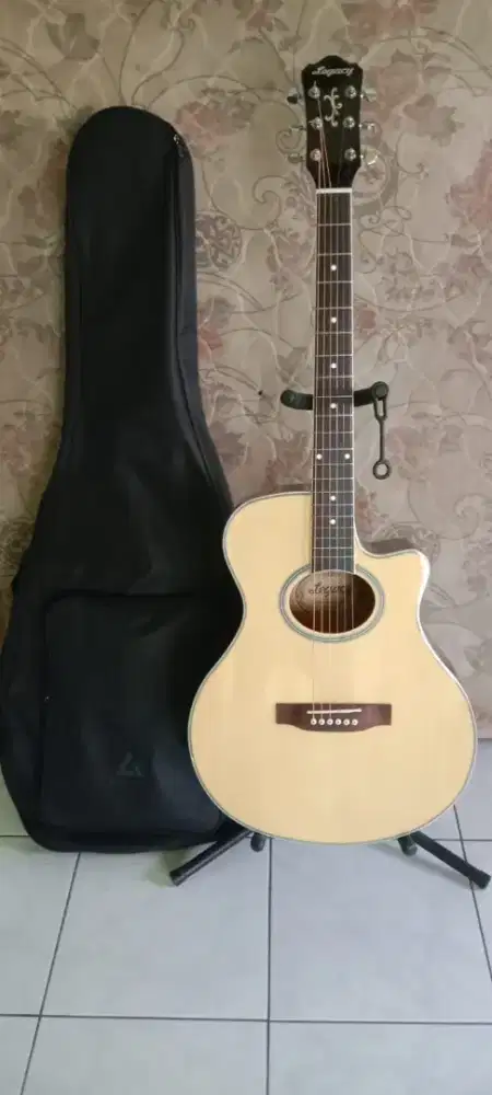 Gitar Akustik Elektrik Original Merk Legacy Kondisi Masih Kaya Baru