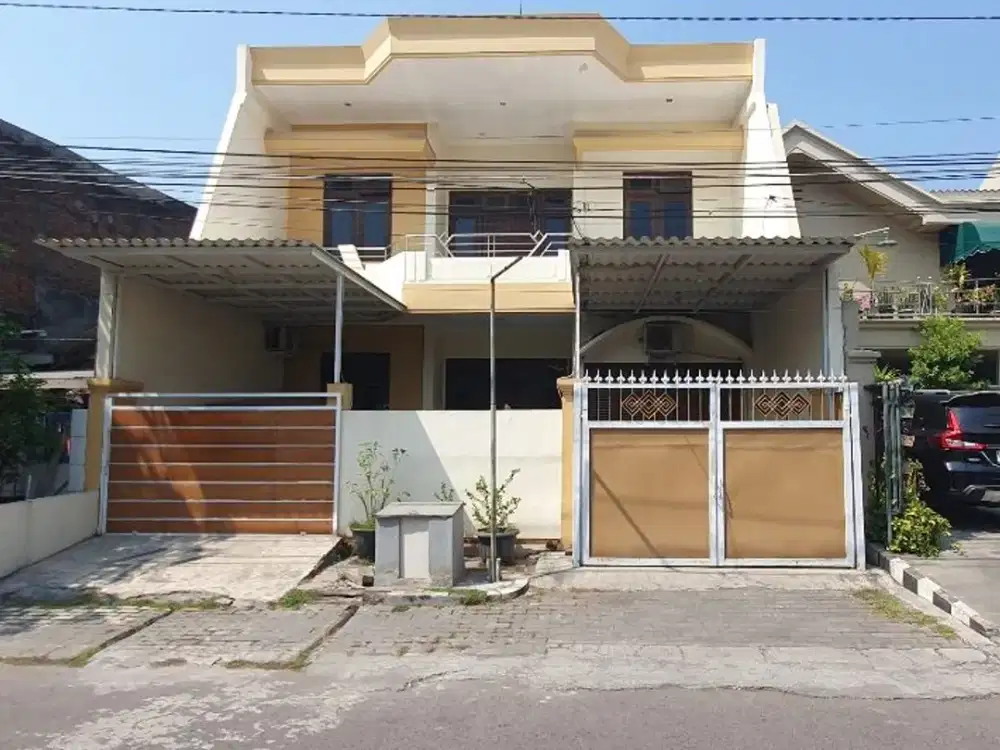 Dijual Rumah 2 lantai di Jalan Dukuh Kupang Surabaya Barat