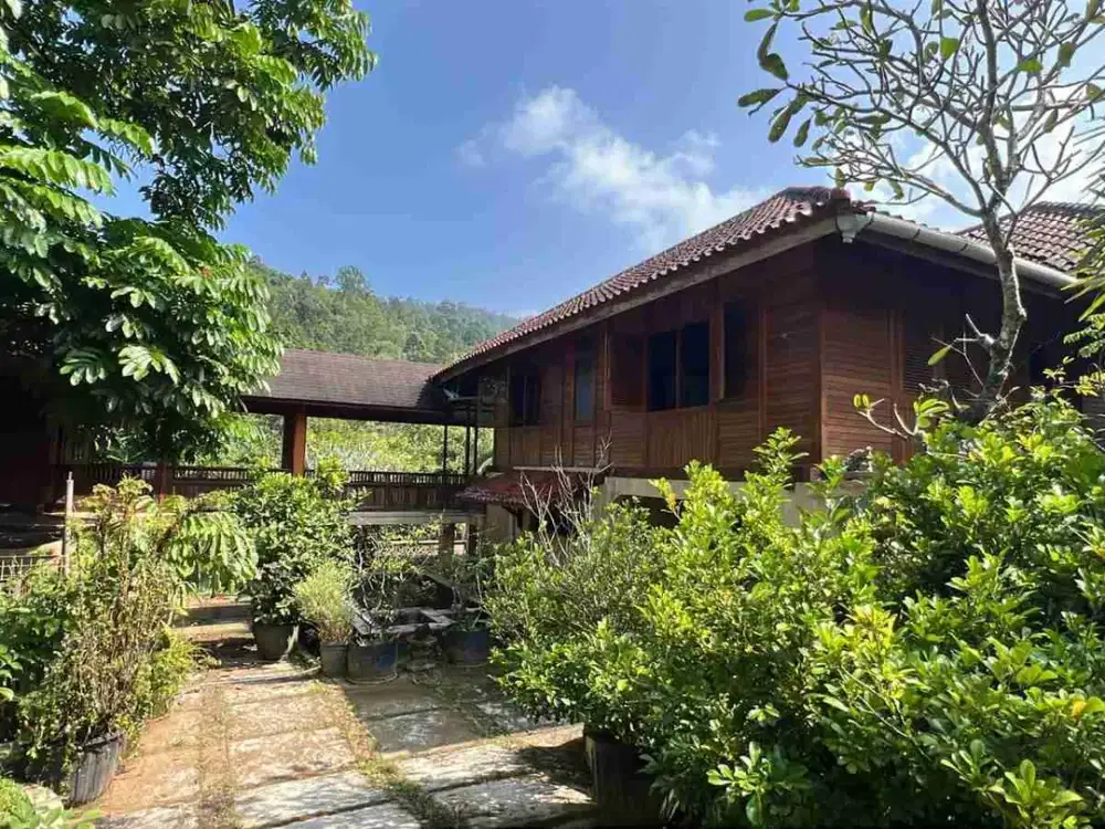 villa di padang sumatra barat