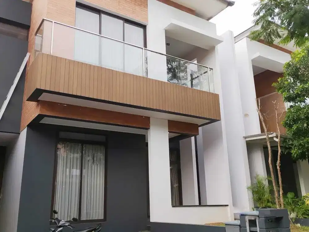 rumah bagus dan rapih di discovery bintaro tangerang selatan