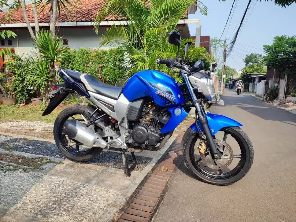 YAMAHA BYSON KARBU TAHUN 2011 TAHUN 2011 BAGUS MANTAP