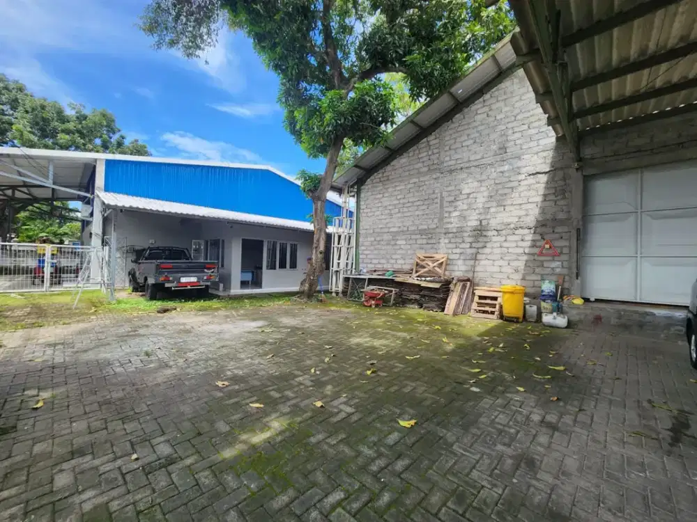 Disewakan Gudang Kantor dan Tempat Usaha di Gatsu Tengah