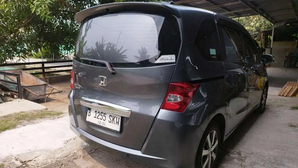 Honda Freed 2010 Bensin