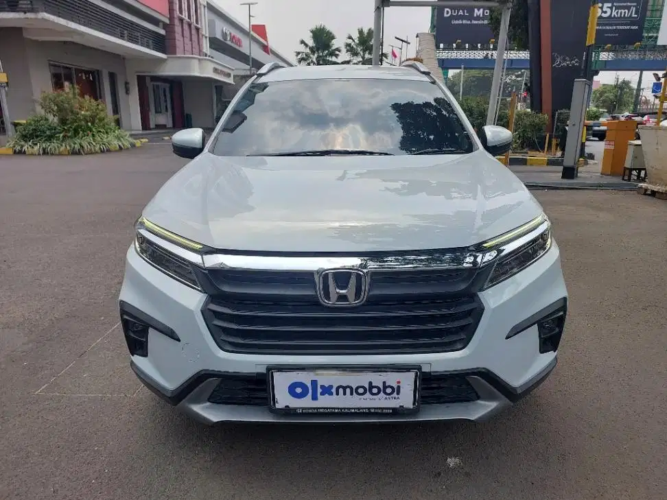 LOW DP Honda BR-V 1.5 E Bensin-AT 2022 DFT
