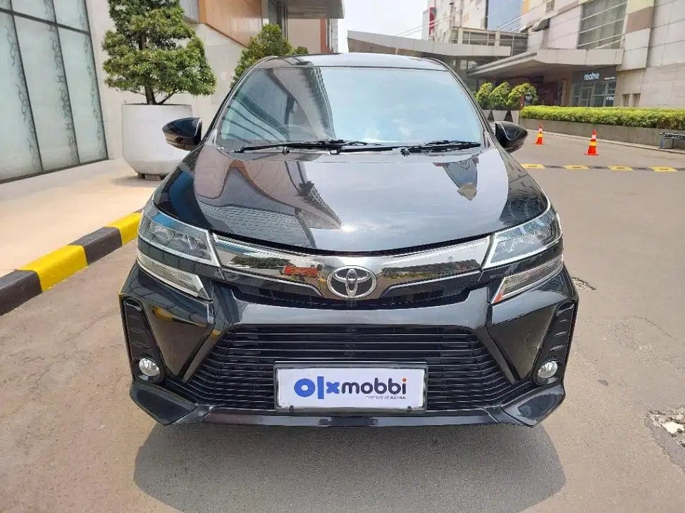 LOW DP Toyota Avanza 1.5 Veloz Bensin-AT 2021 9BT