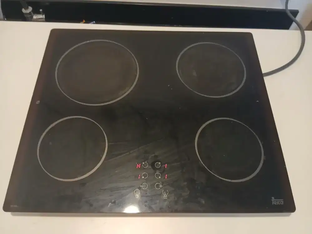 Kompor Tanam Listrik Ceramic Hob 4 Tungku – Model GFH-56