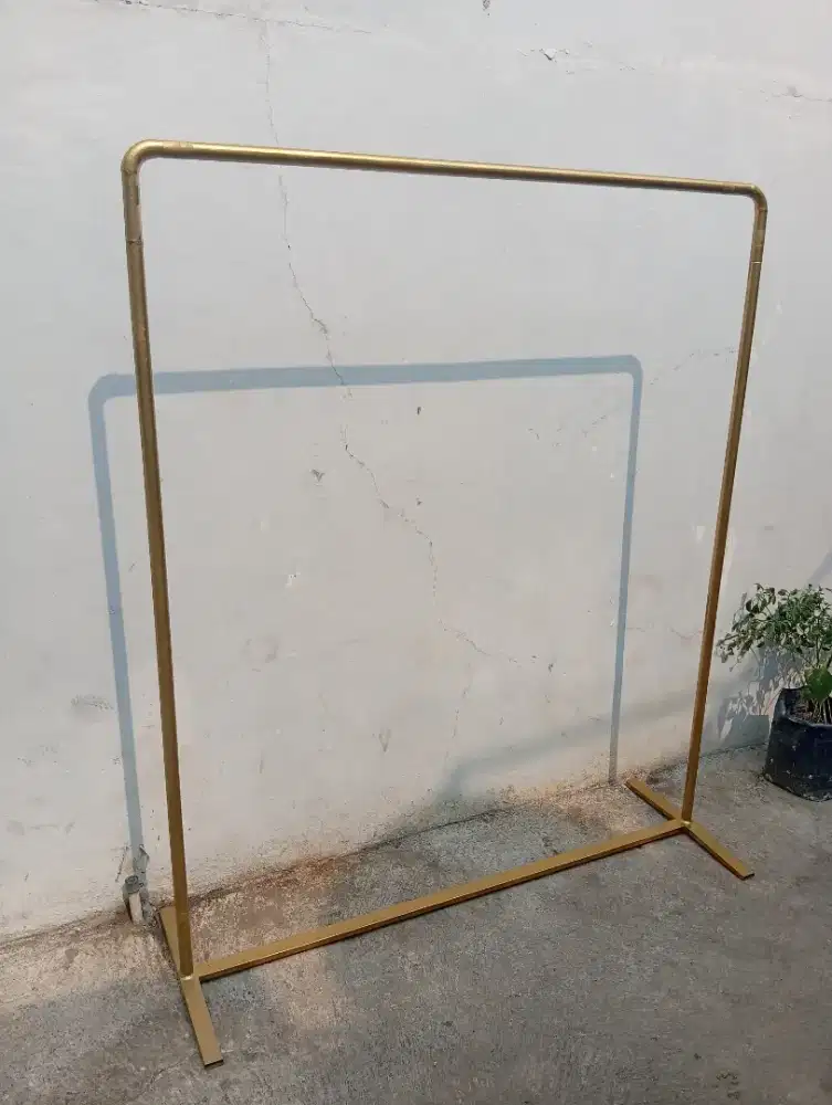 Gawangan Busana Model custome aestetik