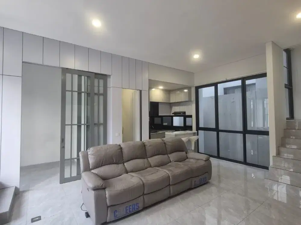DIJUAL RUMAH FURNISHED AETHER - GREENWICH BSD