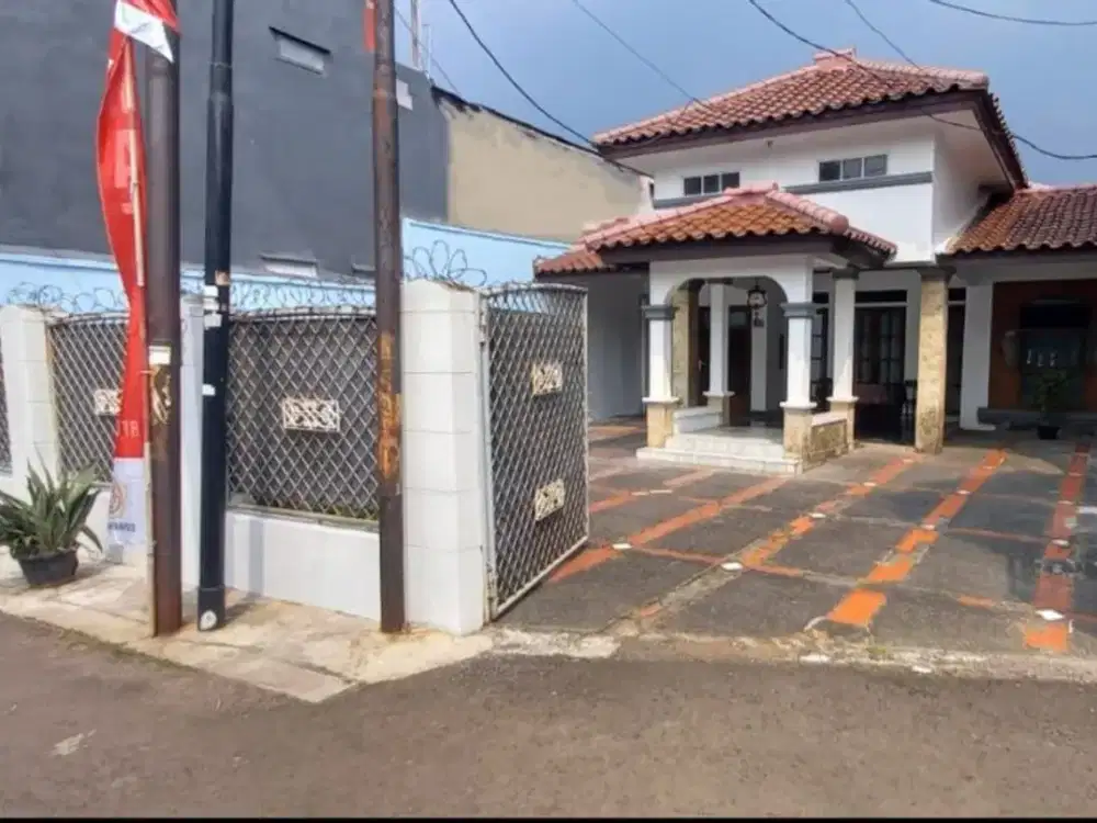 Rumah Strategis Dekal Mall Cipinang Jakarta Timur
