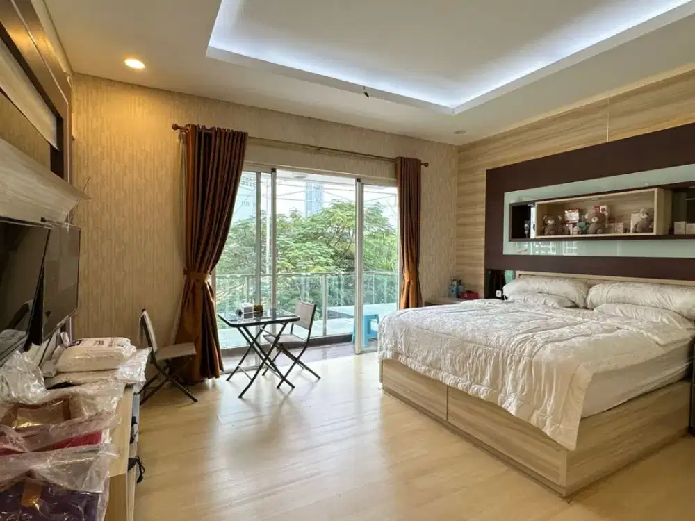 Dijual/Disewakan Rumah Mewah Siap Huni Lokasi Strategis