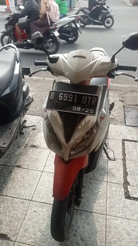 Di jual Vario 2011