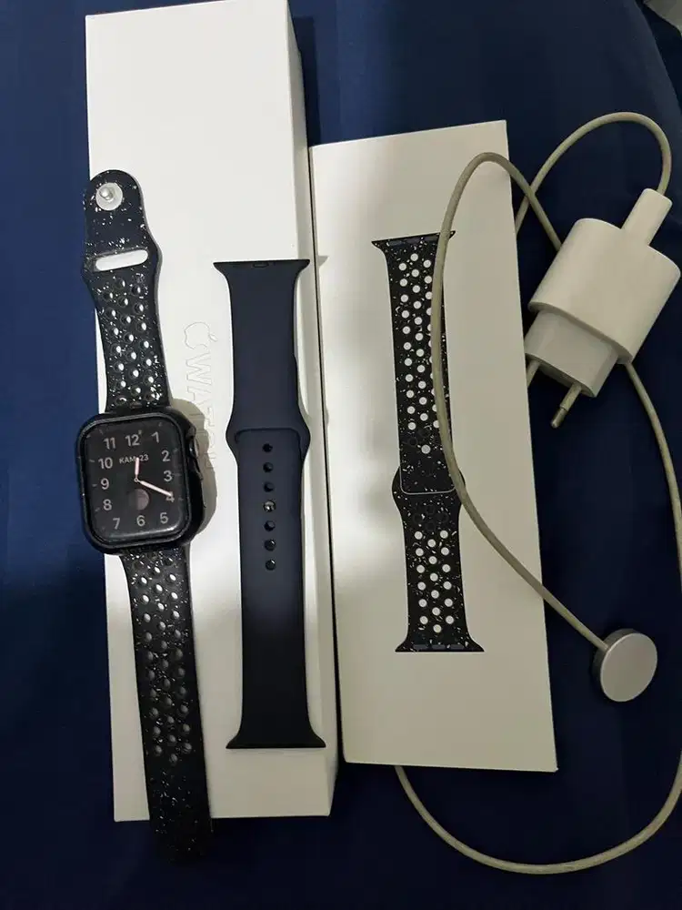 Apple watch series 8 45mm GPS fullset