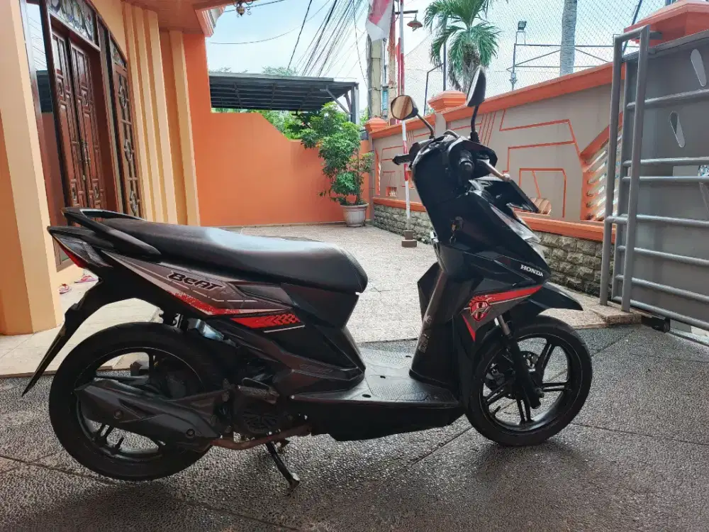 Honda Beat Eco Hitam 2017