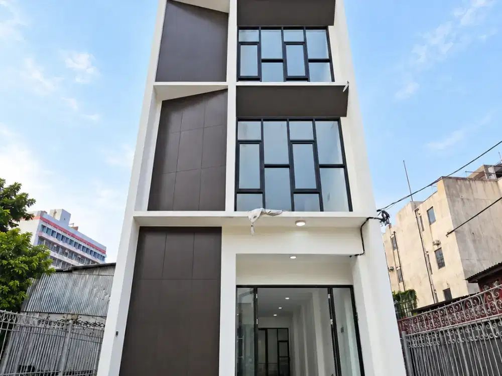 Dijual Gedung Komersial 5 Lantai - Kemang / Bangka, Jakarta Selatan