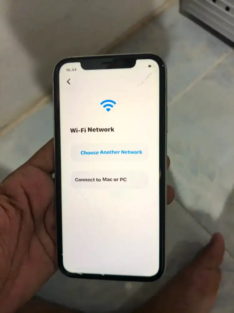 Iphone 11 lengkap ibox minus baca deskripsi