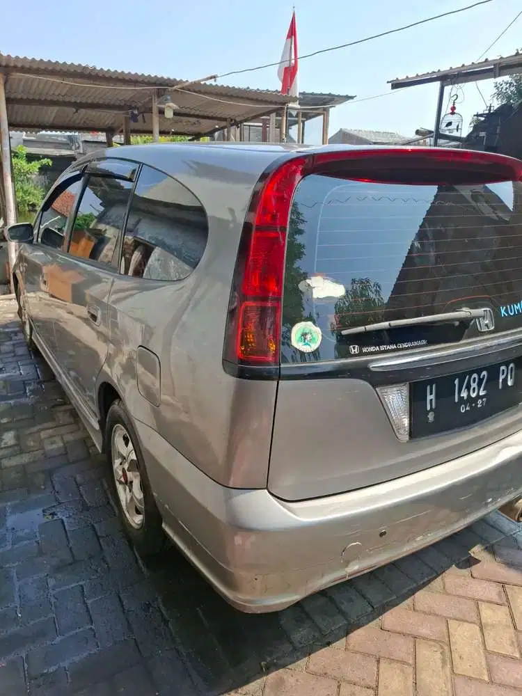 Honda Stream 2005 Bensin