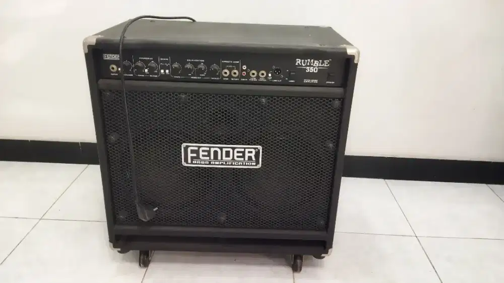 Ampli Bass Combo Fender Rumble 350, Surabaya.