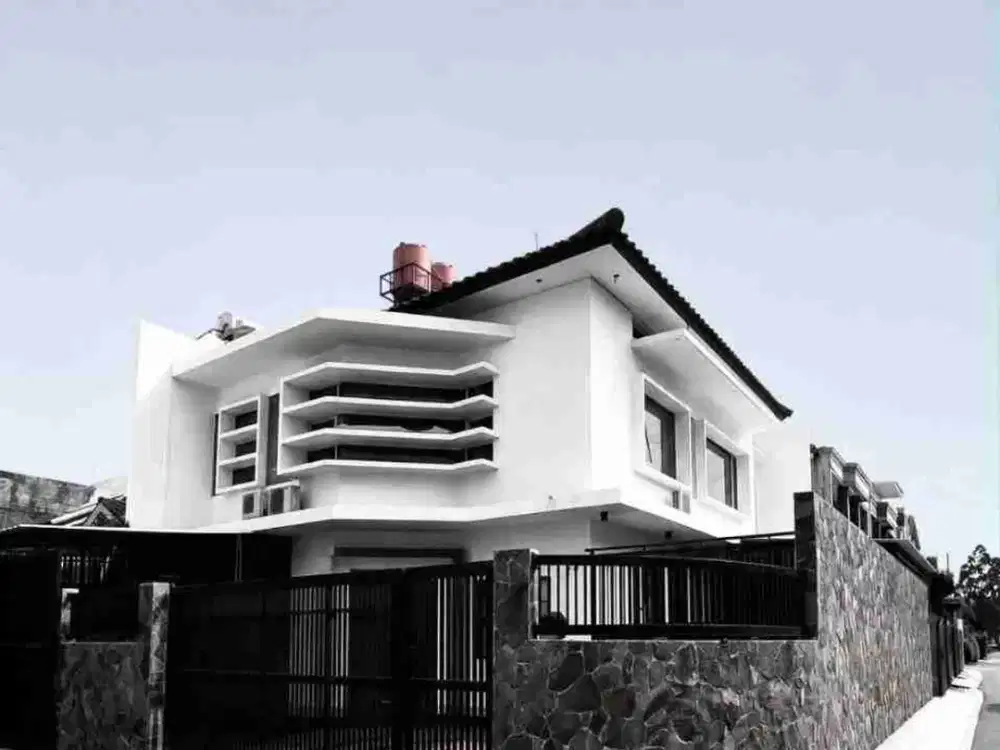 rumah 2lantai minimalis lokasi bagus pasir salam bkr buahbatu bandung
