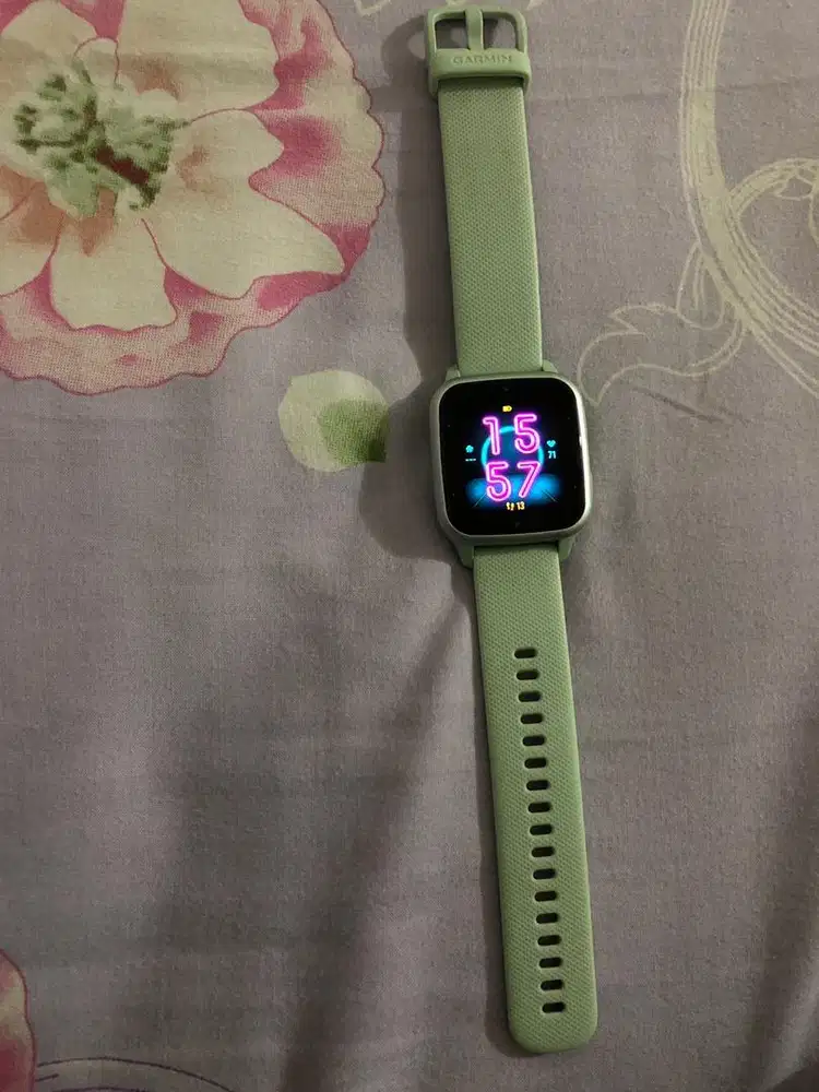 Jam tangan wanita GARMIN venu SQ