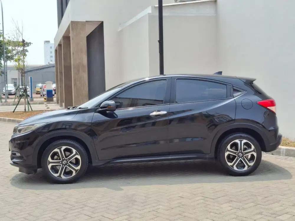 PROMO HRV 1.5 SE 2019 KM 70rb DP MULAI 25
