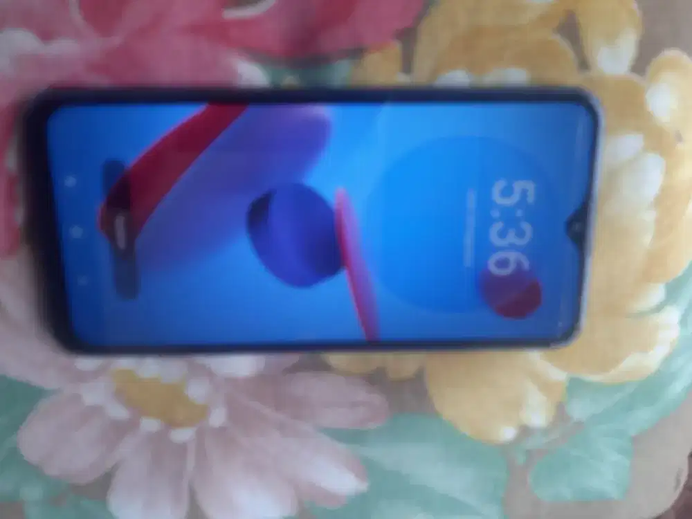 Redmi8:LayarBesar6,2_GorillaGlass,Android10,Ram3/32,DualKamera,BodiOri