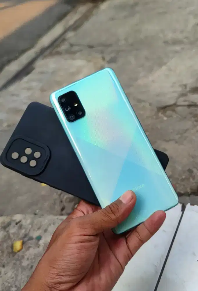 Samsung A71 mulus apik siap pakai