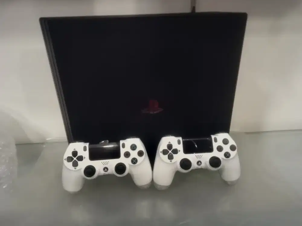 Playstation 4 Pro 1TB