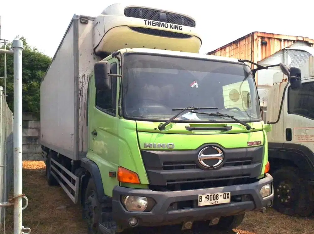 bok frozen Thermoking Hino engkel 4x2 FG 235 JS box freezer 2019