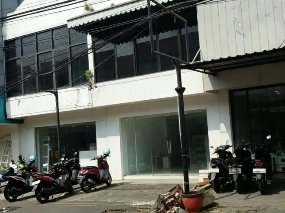 Dijual Ruko 2 Lantai Area Ramai di Borobudur Blimbing Kota Malang