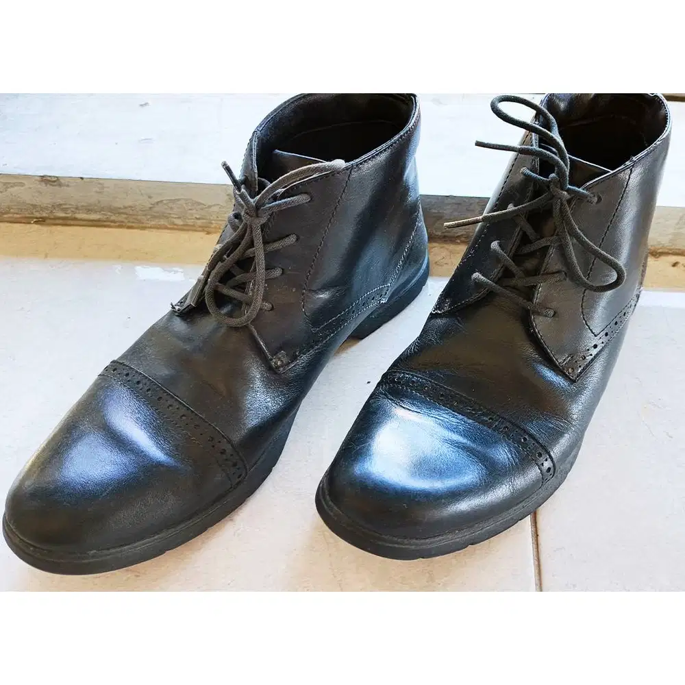 Sepatu Boots Pria Gino Mariani Hitam Leather – Casual Formal