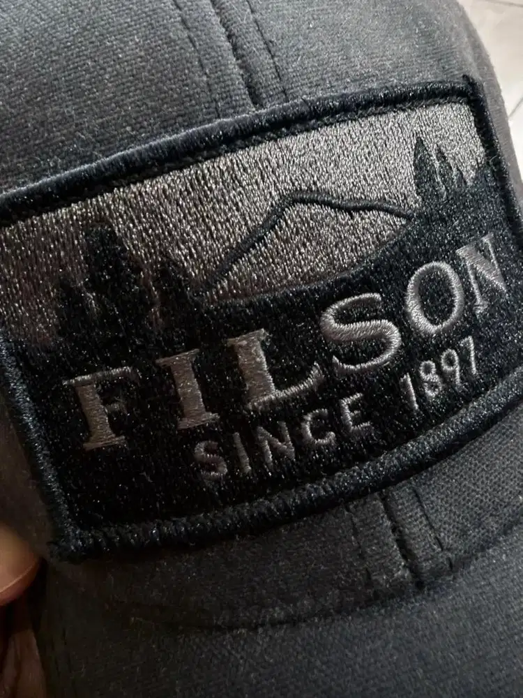 Filson n Deus ex machina hat