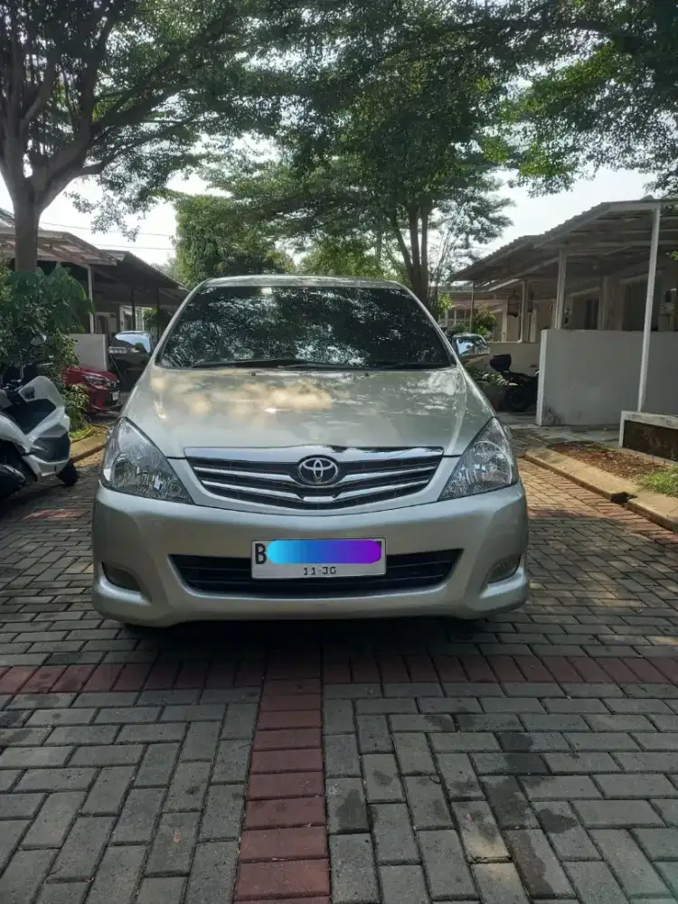 Di Jual Innova 2.5 V AT Automatic Diesel 2010 Cash