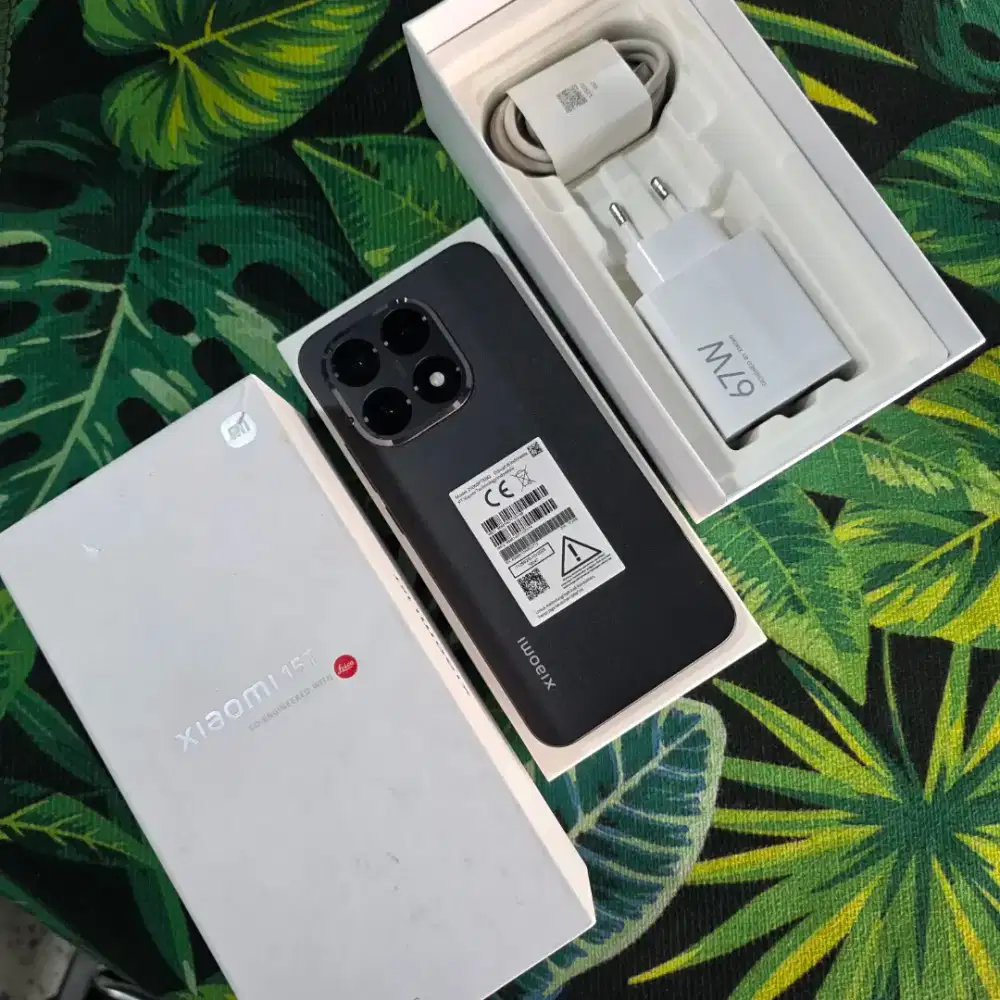 Xiaomi 15T 5G 12 internal 512 GB garansi 2027