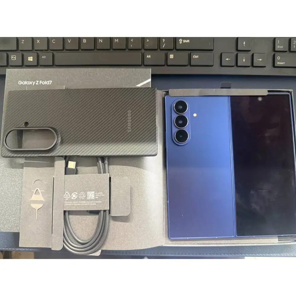 Samsung Z Fold 7 16gb 1 Ttb varian Tertinggi Super Like New