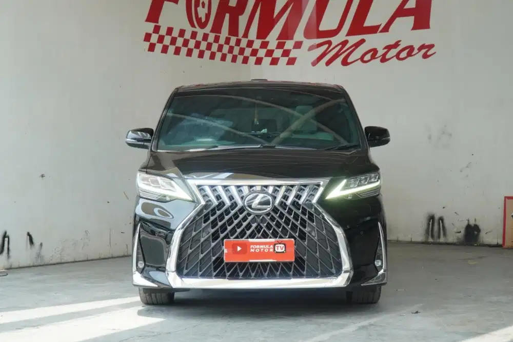 Lexus LM 350 AT 2023 Hitam