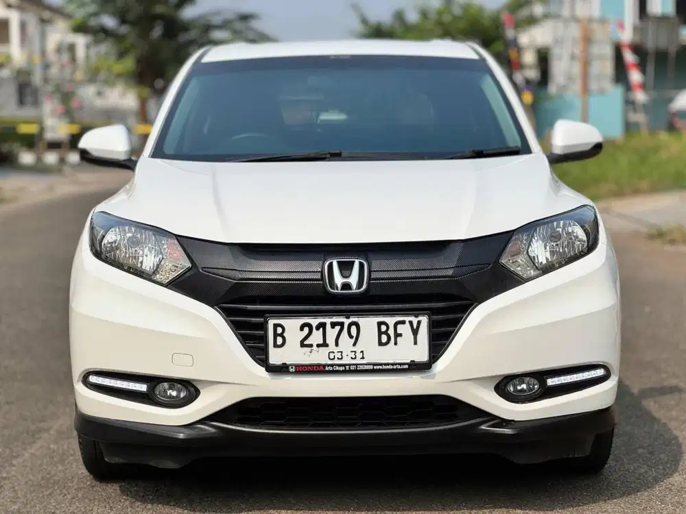 Hrv e cvt 2016 putih