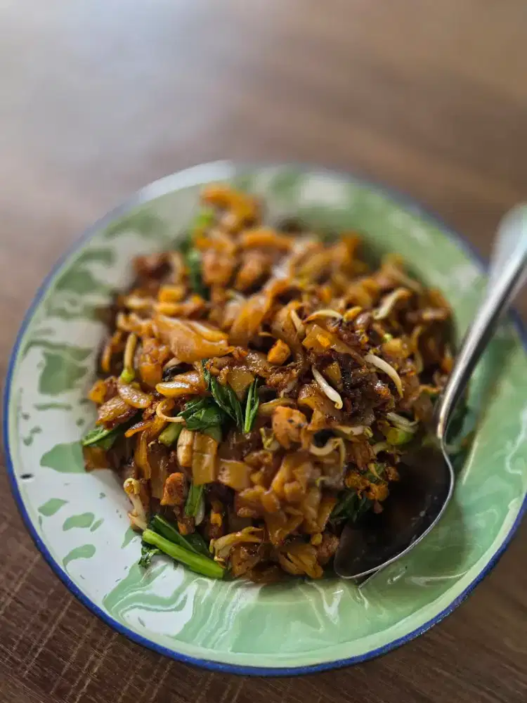 Karyawan dapur untuk resto di malang
