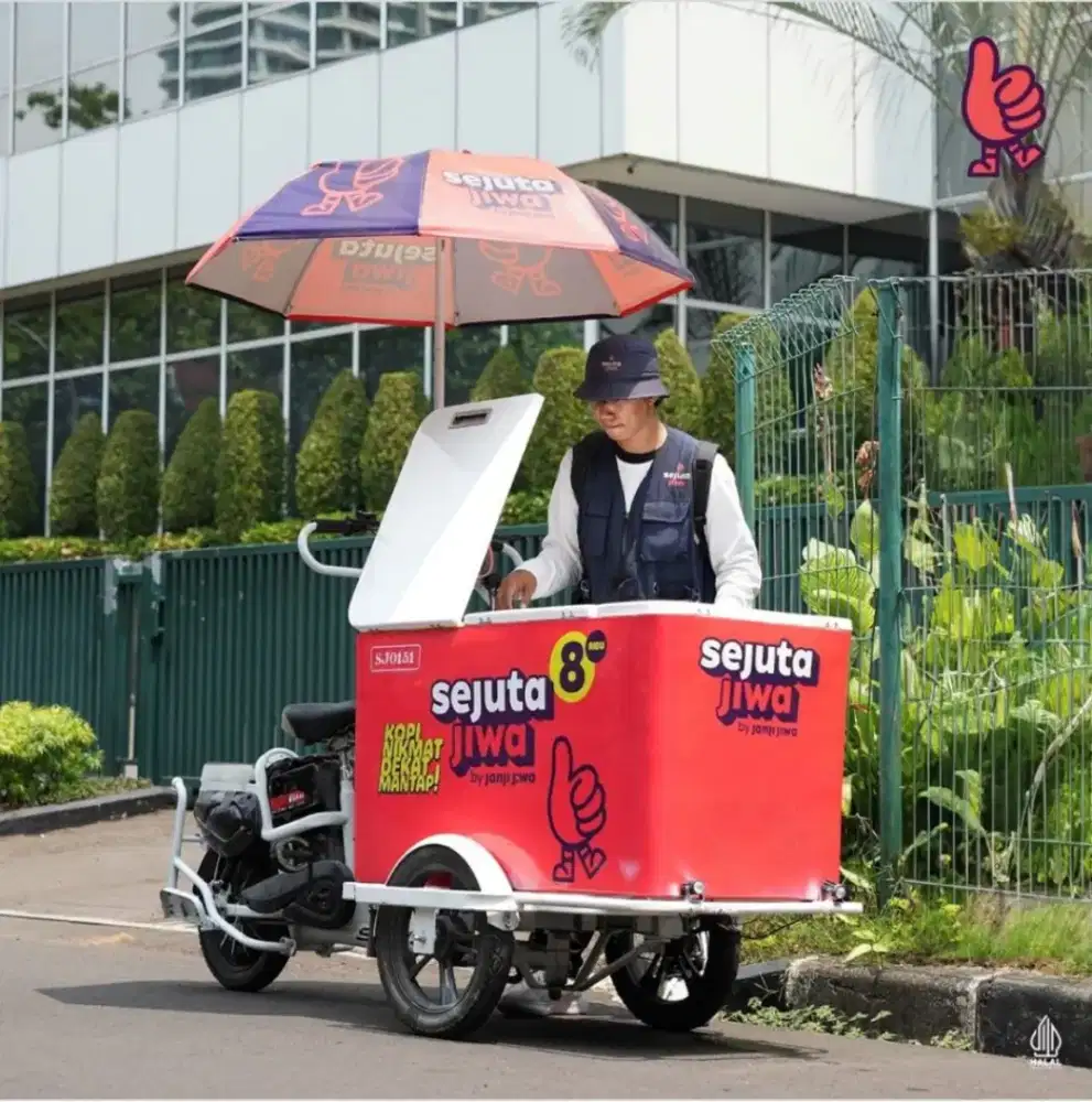 Rider Kopi Janji jiwa jualan kopi keliling Jakarta Timur