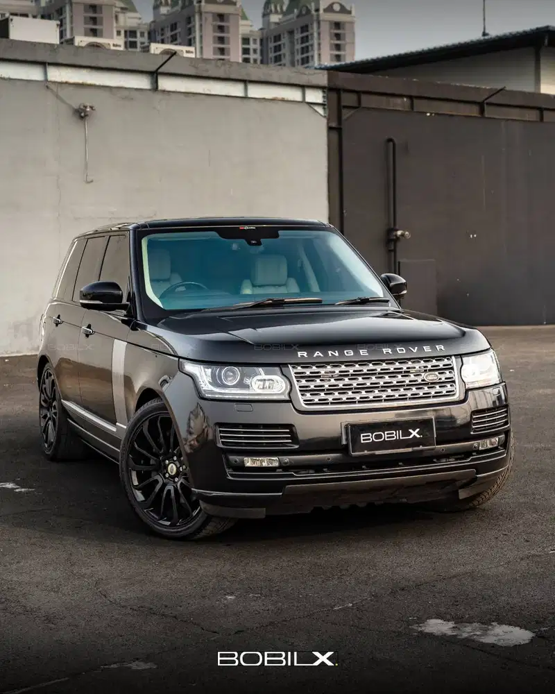 NIK 2013 Range Rover Autobiography 4.4 SDV8 Black on Ivory
