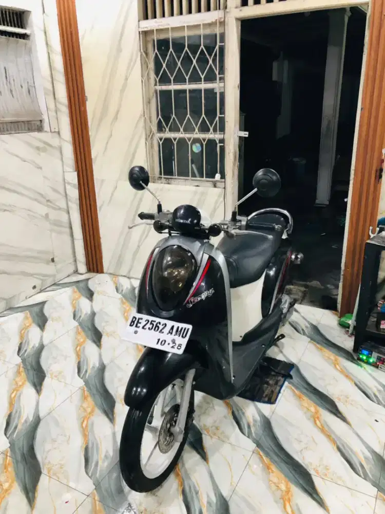 HONDA SCOOPY ISTIMEWA 2012 Pajak Hidup