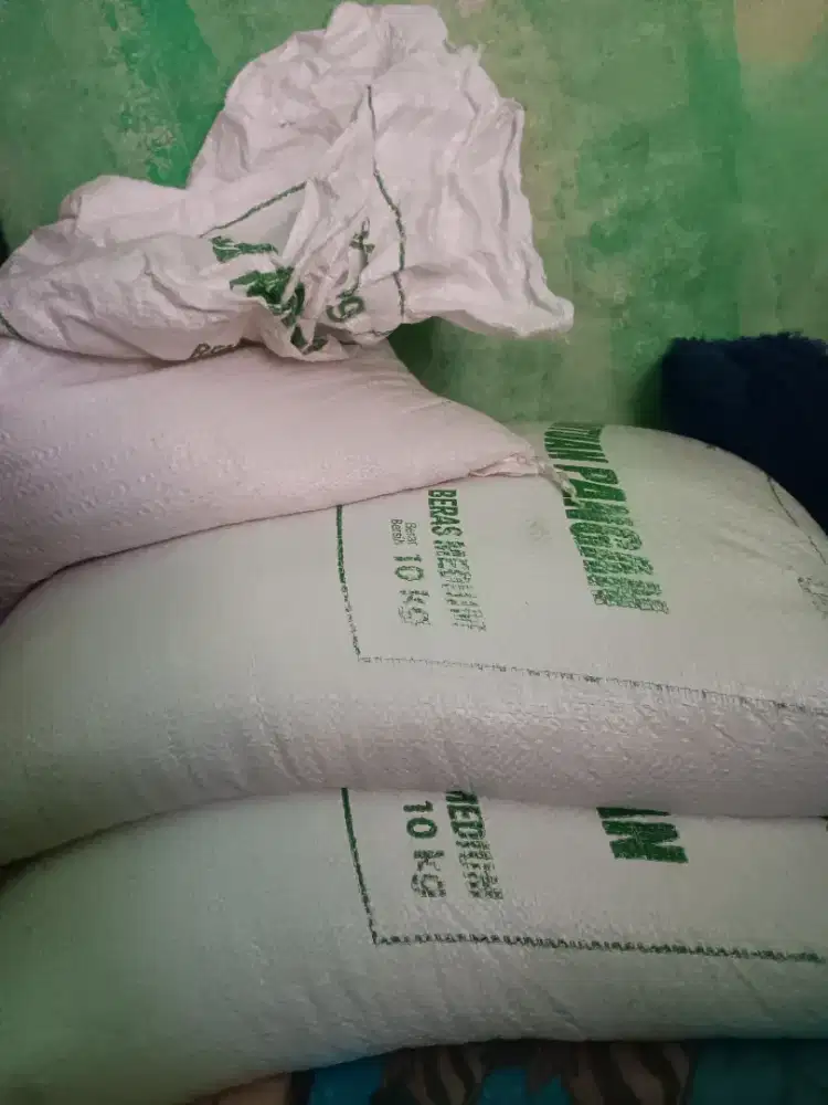 Beras bulog 10kg