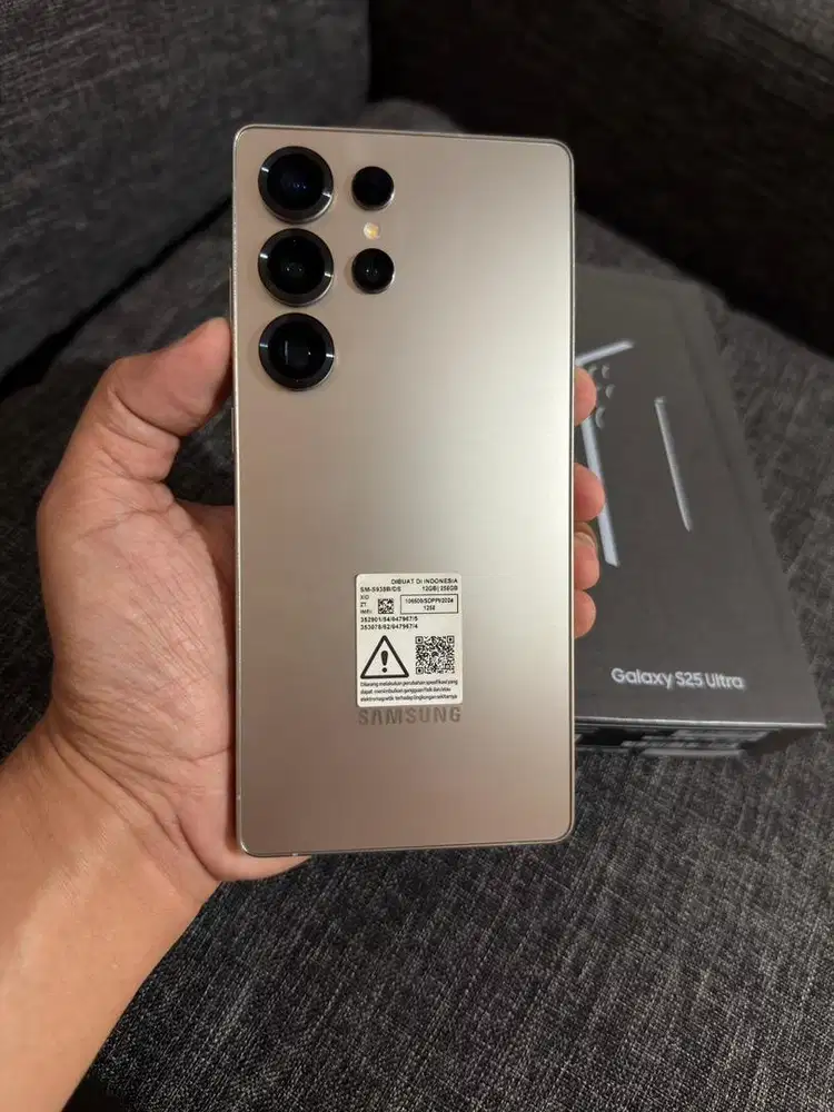 Samsung S25 Ultra 12/256