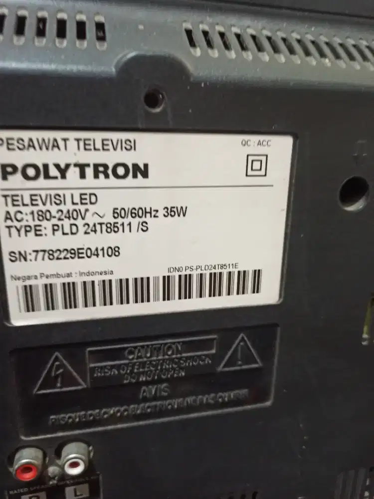Tv LED  24 Polytron minus abis jatuh lcd pecah