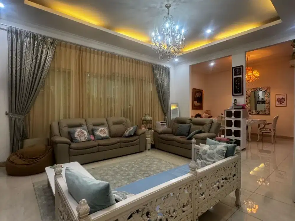 FOR SALE  KEBAYORAN BARU TAMAN RADIO DALAM KOMPLEK CLUSTER RUMAH CANTIK 3 UNIT SIAP HUNI HITUNG TANAH BEST PRICE - JAKARTA SELATAN