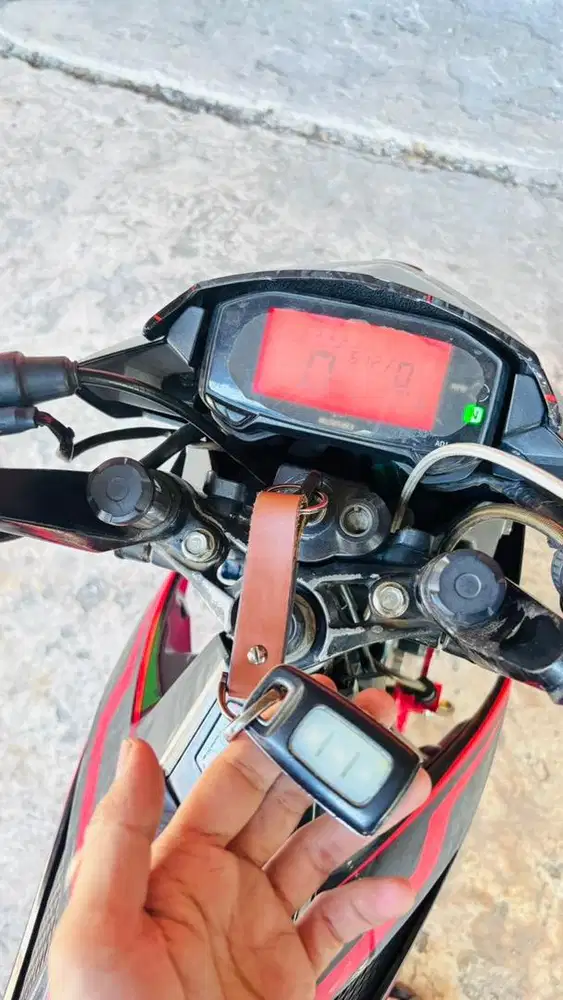Jual motor satria Fu 150 injeksi tahun 2019 warna hitam merah