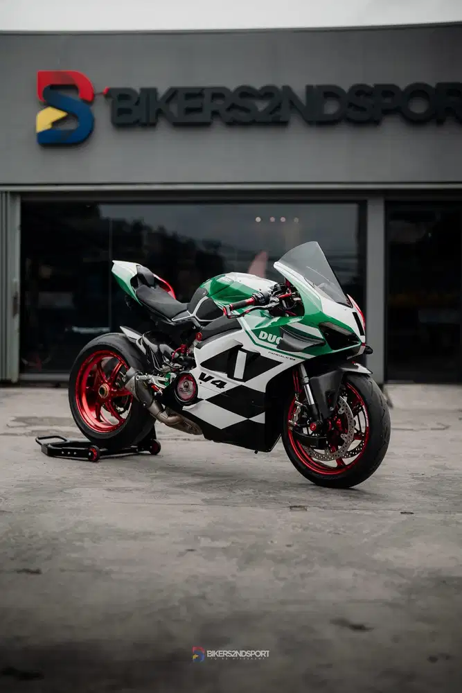 Ducati Panigale V4 Base 2021