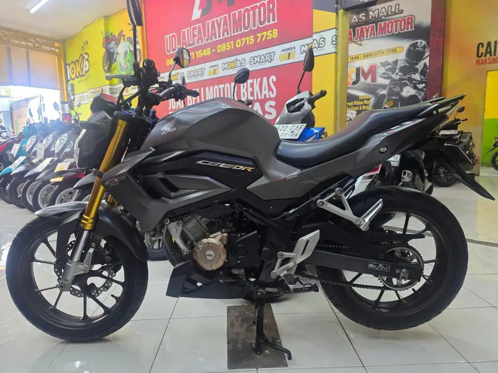 Um 500rb / New cb 150r Tahun 2022 low km