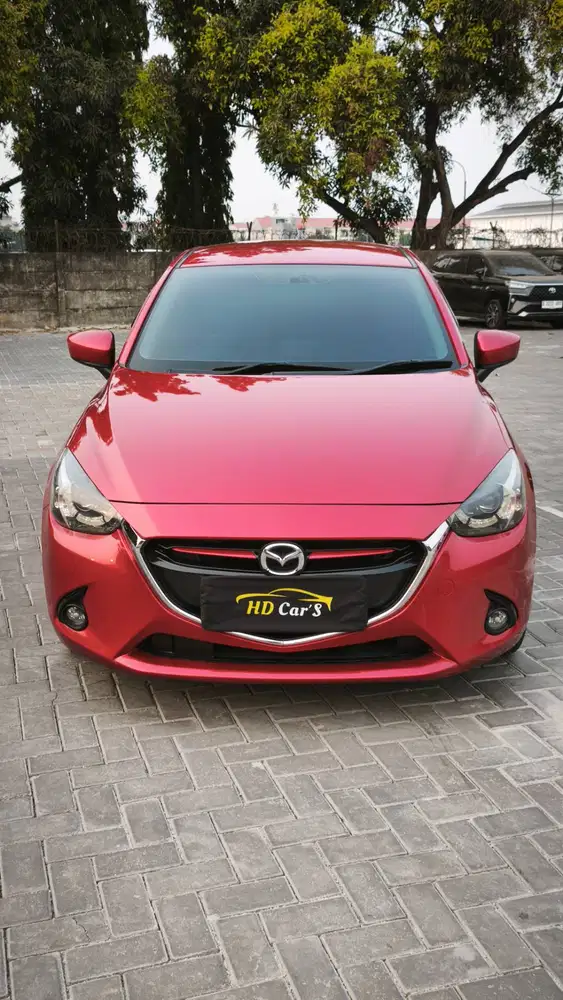 Mazda 2 1.5 R A/T Skyactiv 2015 / 2016 Wrn Merah Low KM Pjk Pjg
