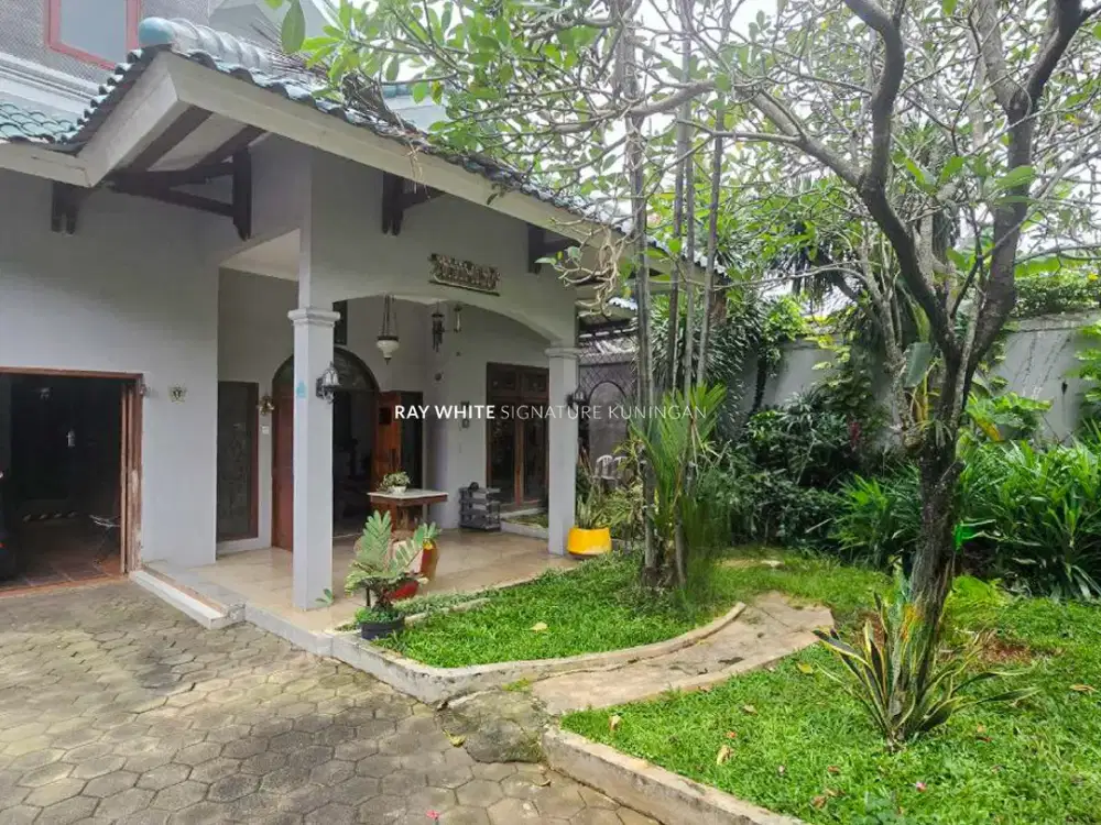 Rumah Layak Huni Luas 1031 meter di Jl Lebak Bulus