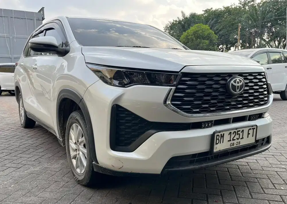 Zenix 2.0 G CVT 2023 Tangan Pertama